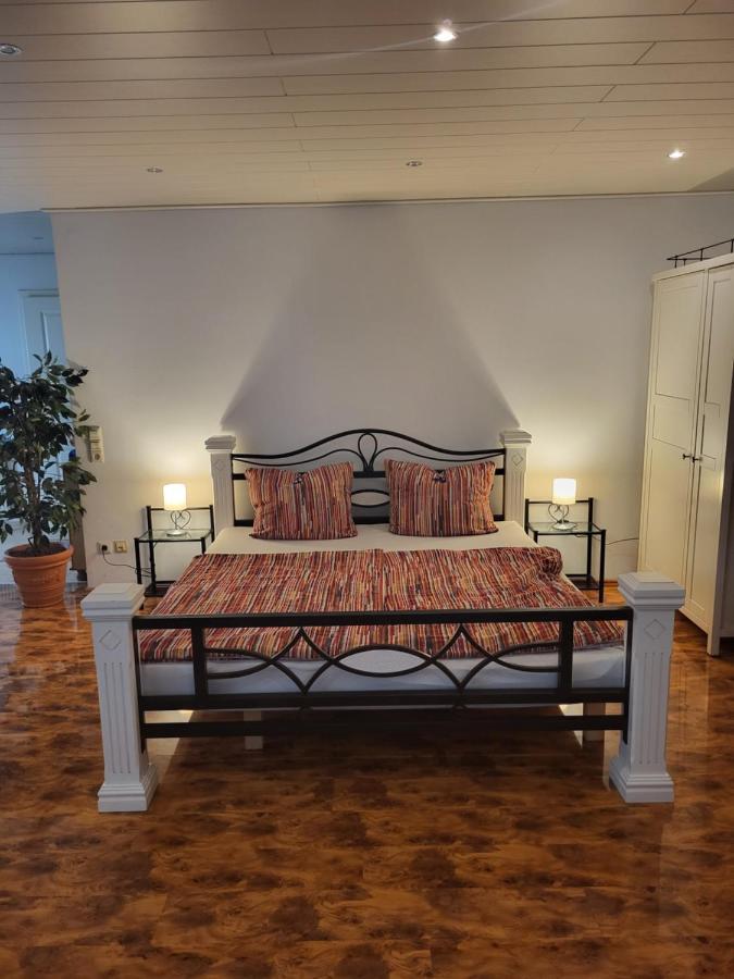Ferienwohnung Fuer 4 Personen Mit Schnellem Wlan, Glasfaser, Tv Paket Beilstein  Exterior photo
