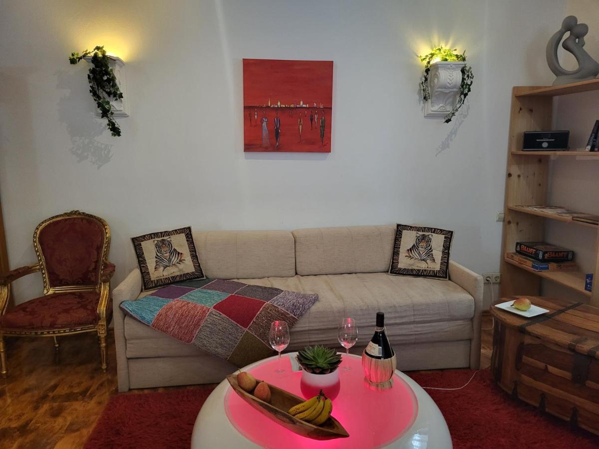 Ferienwohnung Fuer 4 Personen Mit Schnellem Wlan, Glasfaser, Tv Paket Beilstein  Exterior photo